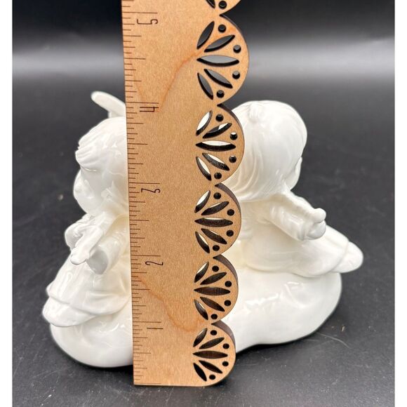 Vintage White Porcelain Angel Trio Candlestick Candle Holder Christmas Colonia - Picture 8 of 8